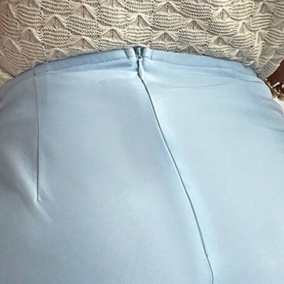 Boho Floral Embroidered High Waisted Mini Skirt - Picture 4 of 4